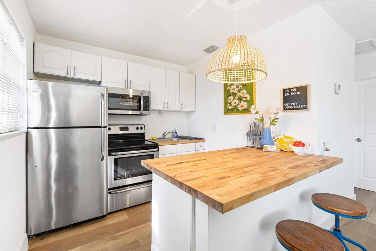 Lovely 2 Bedroom Condo In Sailboat Bend Fort Lauderdale Exterior foto